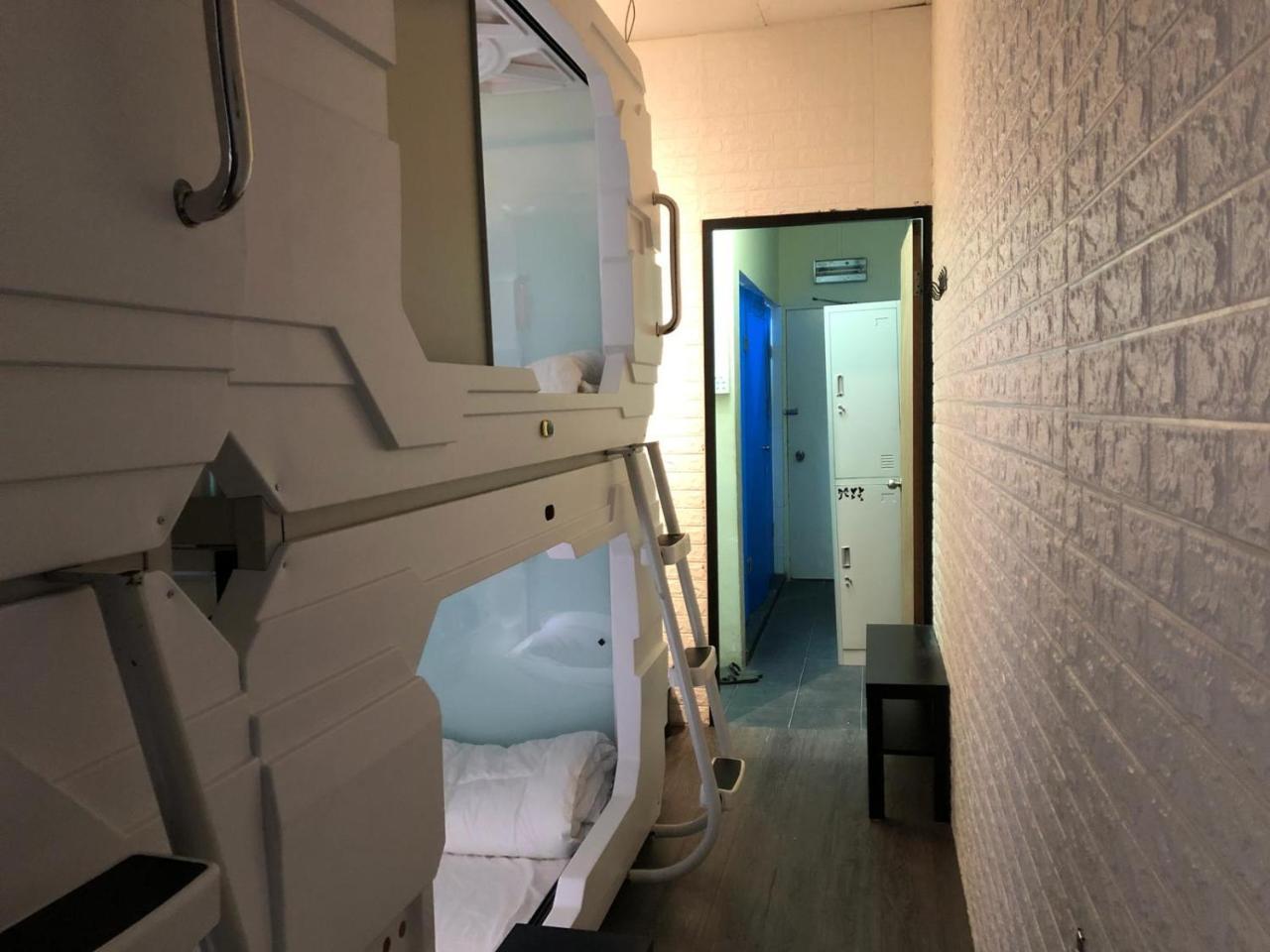 Oh My Pods Asrama Singapore
